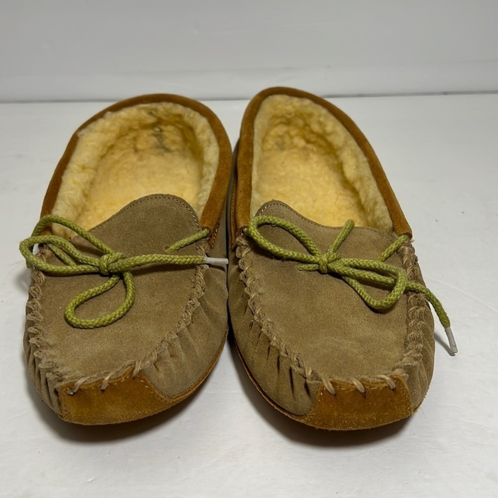L.L. Bean Sheepskin Shearling Suede Moccasin Lace Slippers Size 5